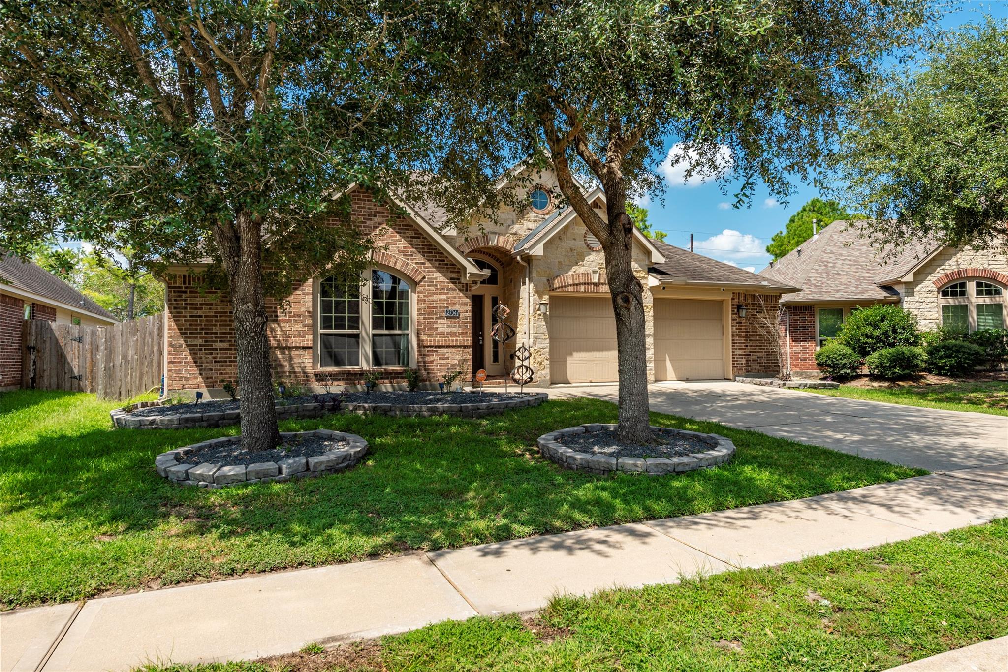 2704 Ginger Cove Lane