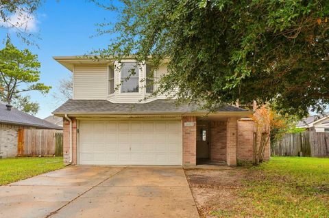 Photo of 16623 Red Gully Drive, Sugar Land, TX 77498 (MLS # 89327929)