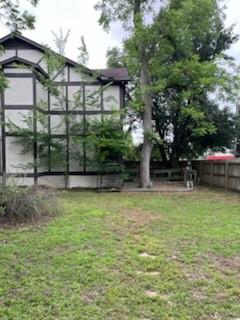 310 W Stewart Street