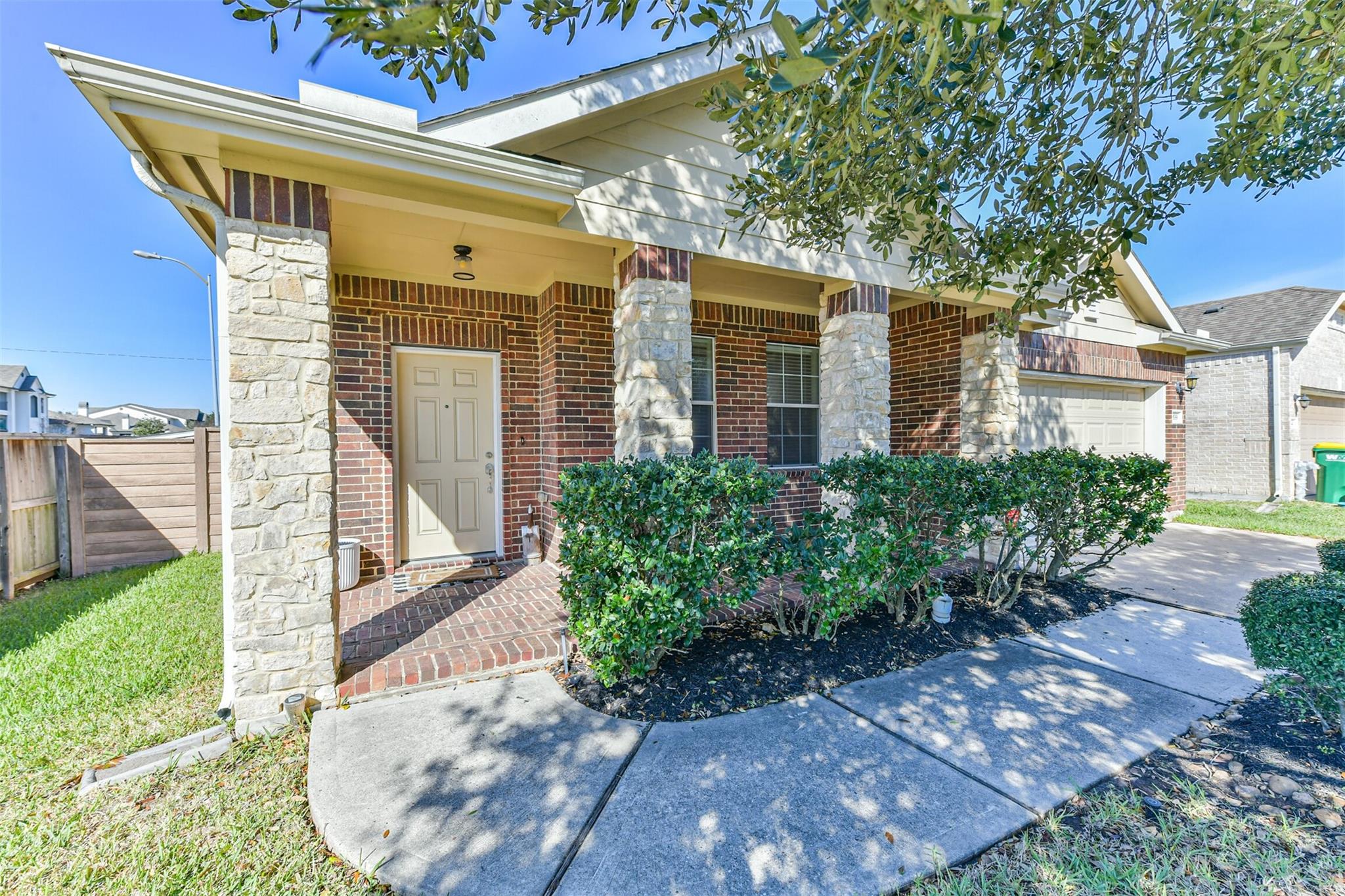 2539 Blue Heron Circle