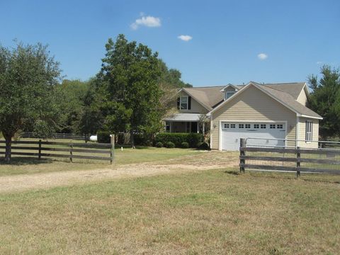 8456 Schuster Road Nechanitz TX 78946