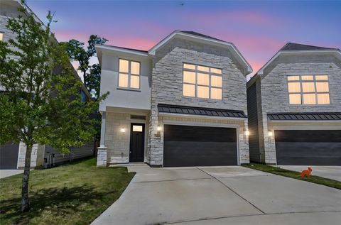 Photo of 4906 Wunder Way, Houston, TX 77069 (MLS # 55688959)