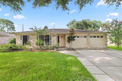 11415 Brook Meadows Lane Stafford TX 77477