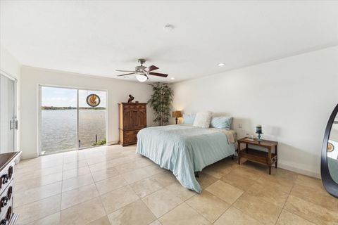 Tiny photo for 2414 Baycrest Drive, Houston, TX 77058 (MLS # 98414649)