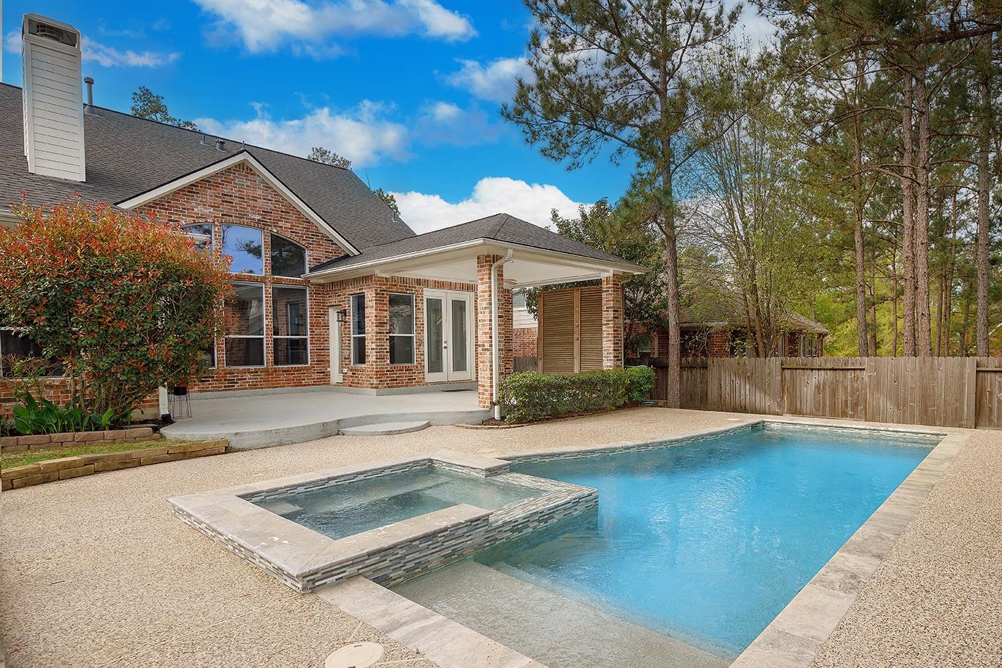 83 French Oaks