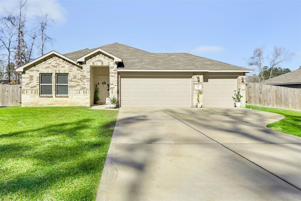 Photo of 811 Republic Road, New Caney, TX 77357 (MLS # 16956404)