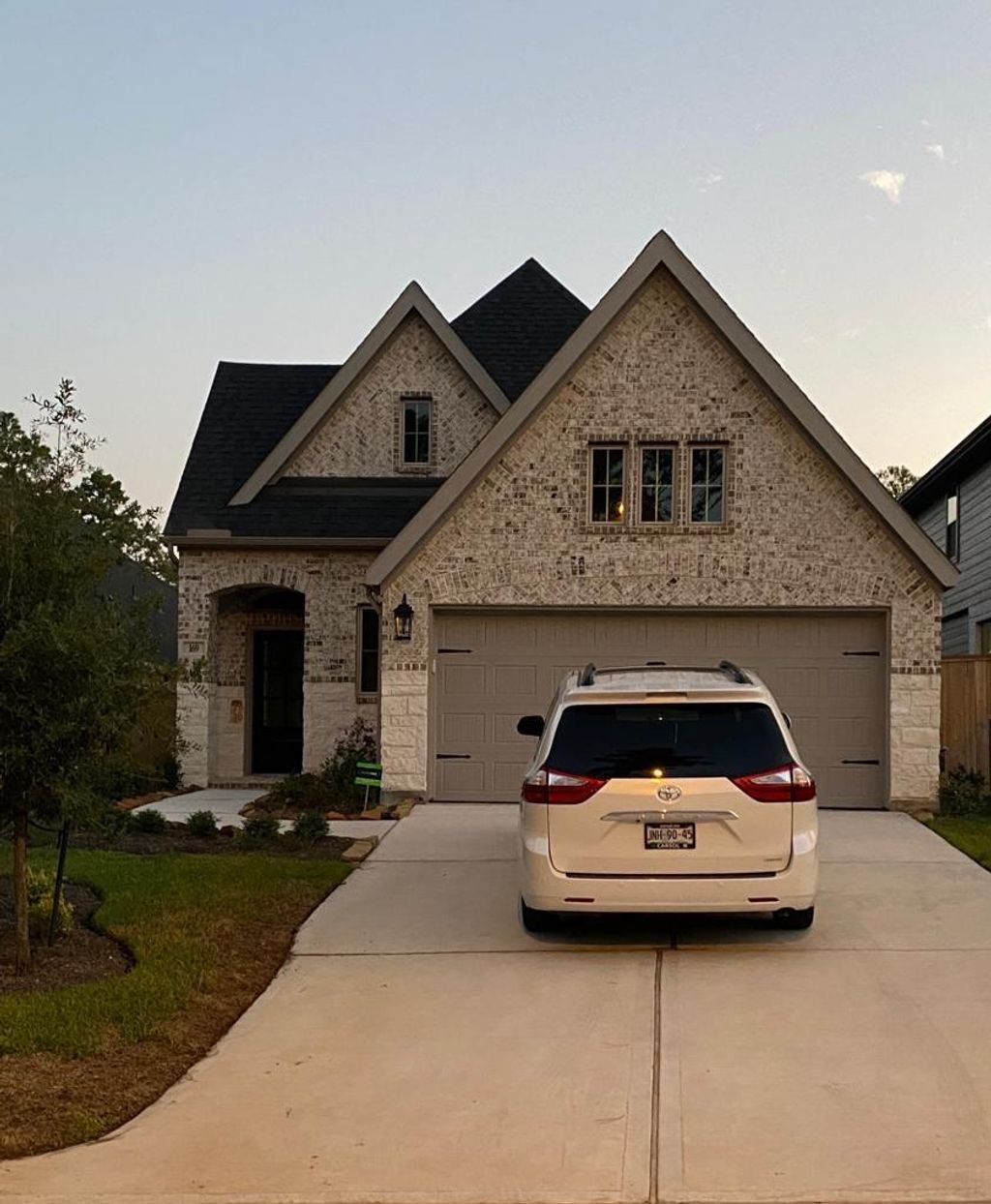 Photo of 169 Hidden Peak Drive, Montgomery, TX 77316 (MLS # 86310654)