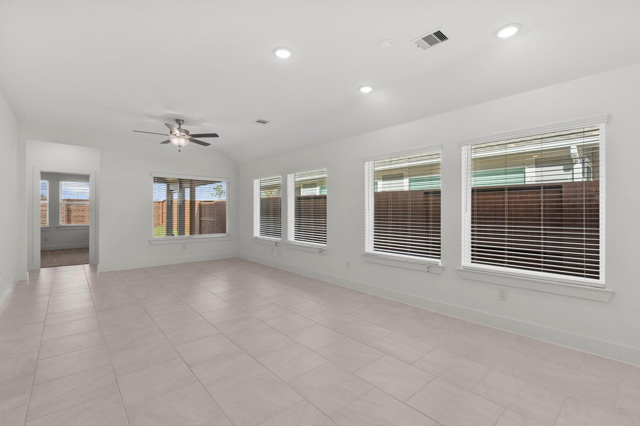 9807 Galaxy Drive