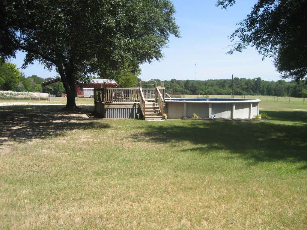 Photo of 627 Fm-2423, Grapeland, TX 75844 (MLS # 14666793)