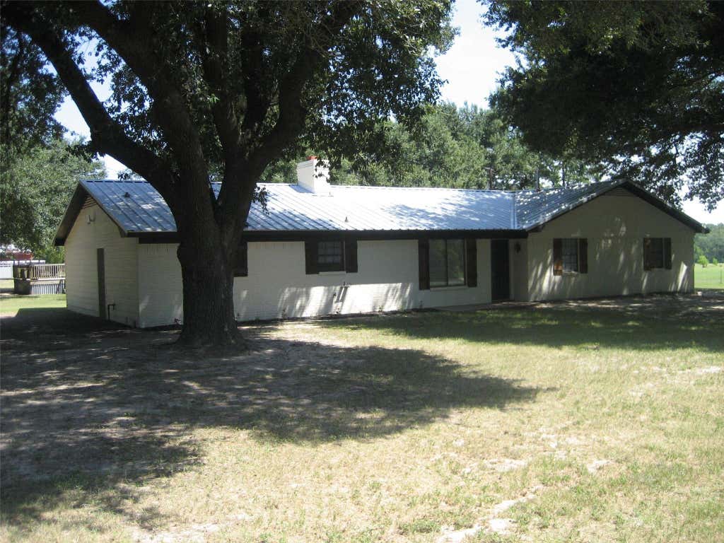 Photo of 627 Fm-2423, Grapeland, TX 75844 (MLS # 14666793)