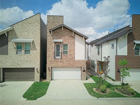 Photo of 5825 Francis Oak Place, Houston, TX 77091 (MLS # 36420512)