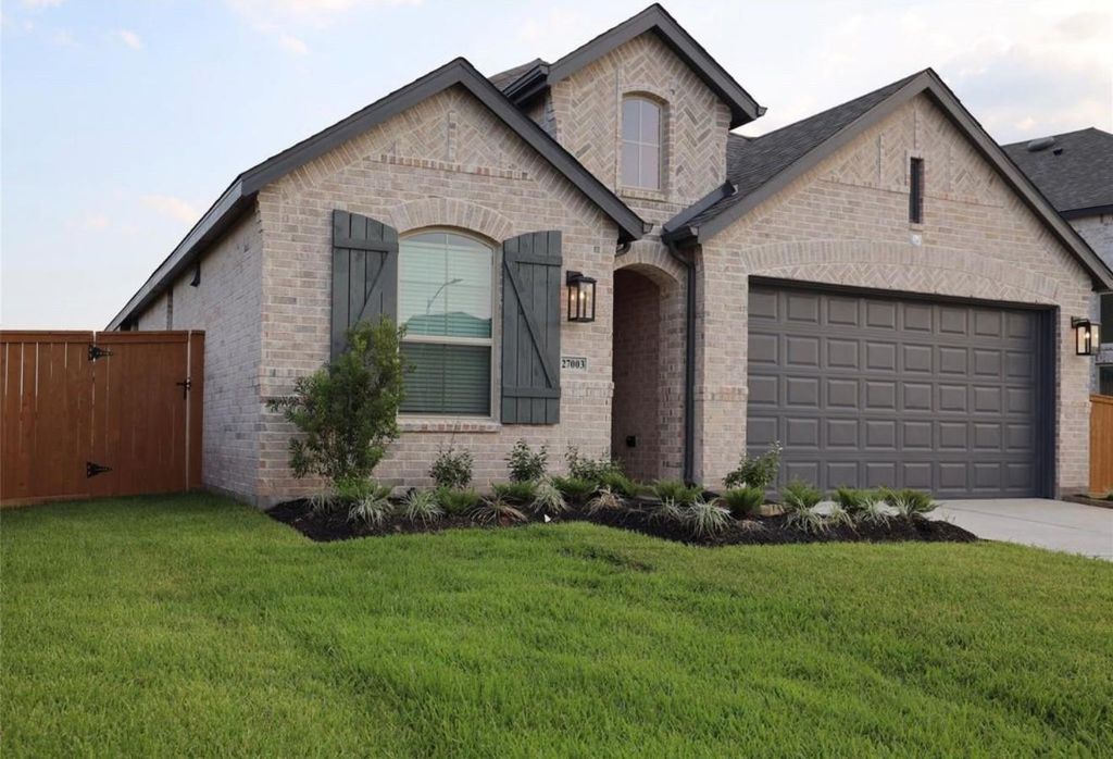 Photo of 27003 Golden Isle Ln Ln, Katy, TX 77493 (MLS # 86703501)