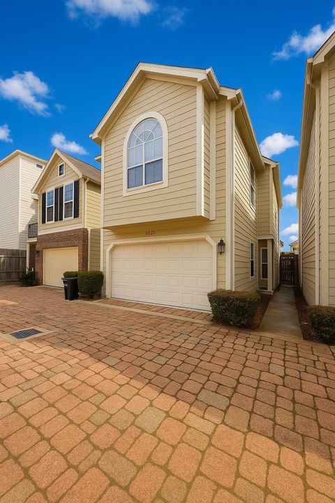Photo of 2939 Clinton Drive, Houston, TX 77020 (MLS # 20309769) Photo of 2939 Clinton Drive, Houston, TX 77020 (MLS # 20309769)