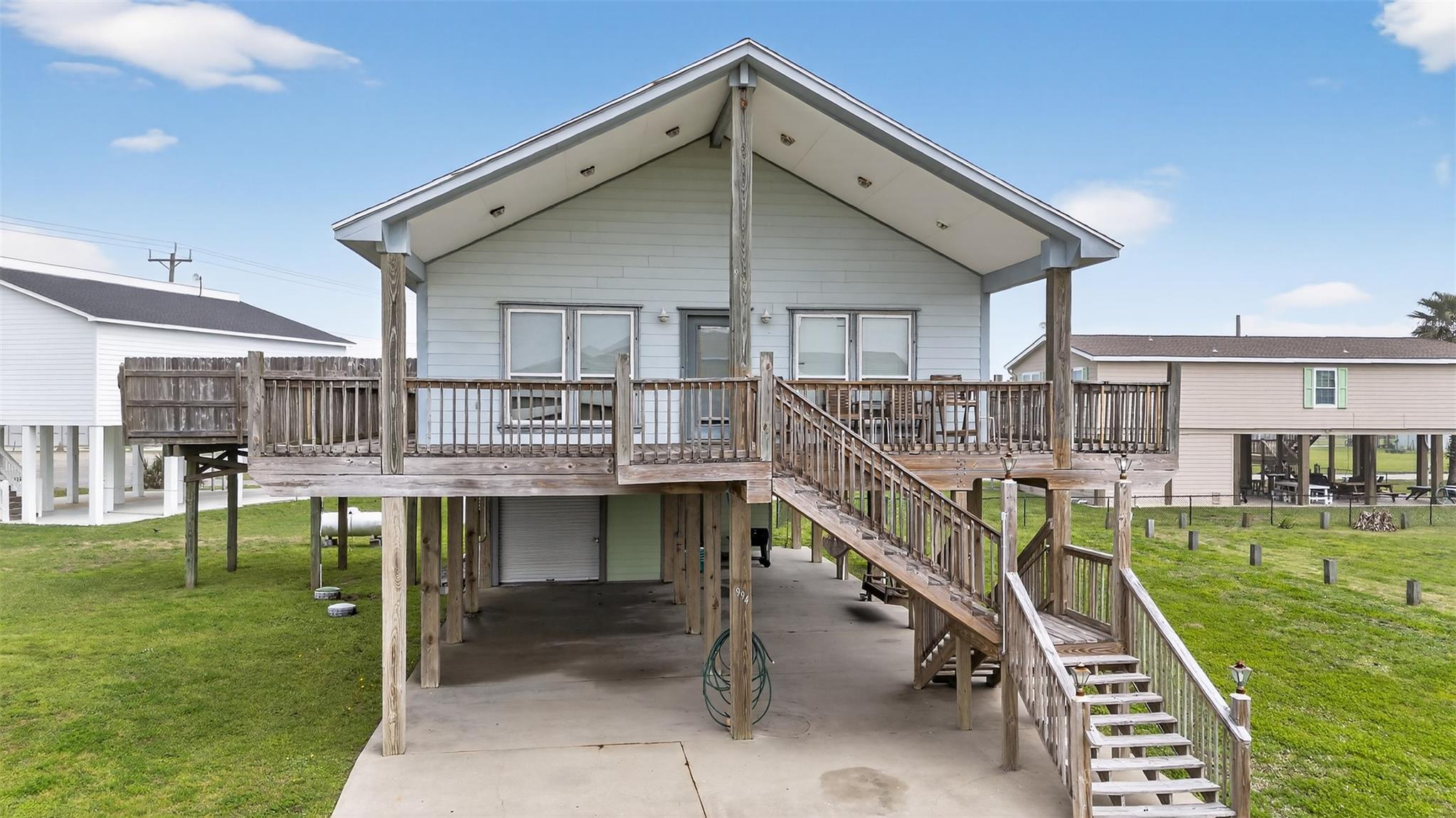 994 Nassau Drive