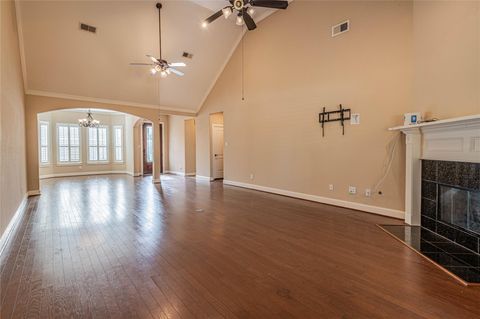 Photo of 5114 E Jerad Drive, Houston, TX 77018 (MLS # 28731998)