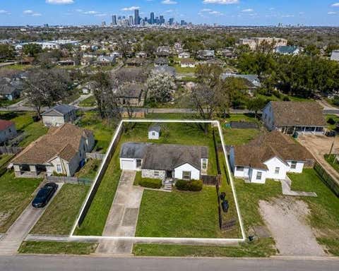 Photo of 2305 Spence Street, Houston, TX 77093 (MLS # 27624378)