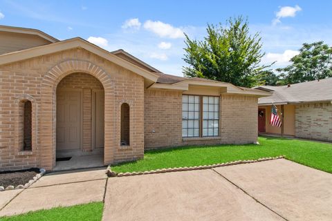 Photo of 5216 Beaverbrook Drive, Katy, TX 77084 (MLS # 25702728)