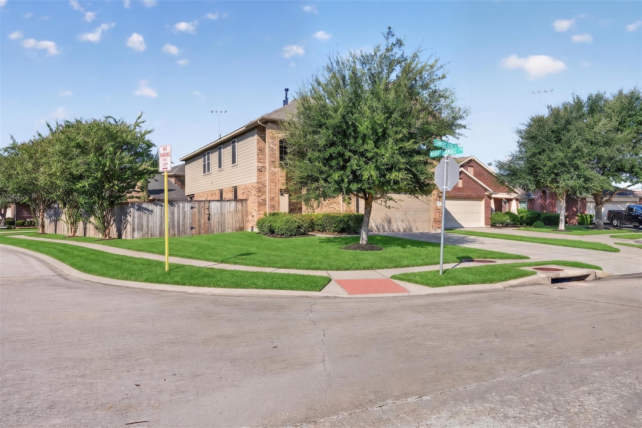 2403 Summers Glen Court