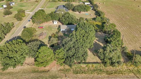 35494 Betka Road Hempstead TX 77445