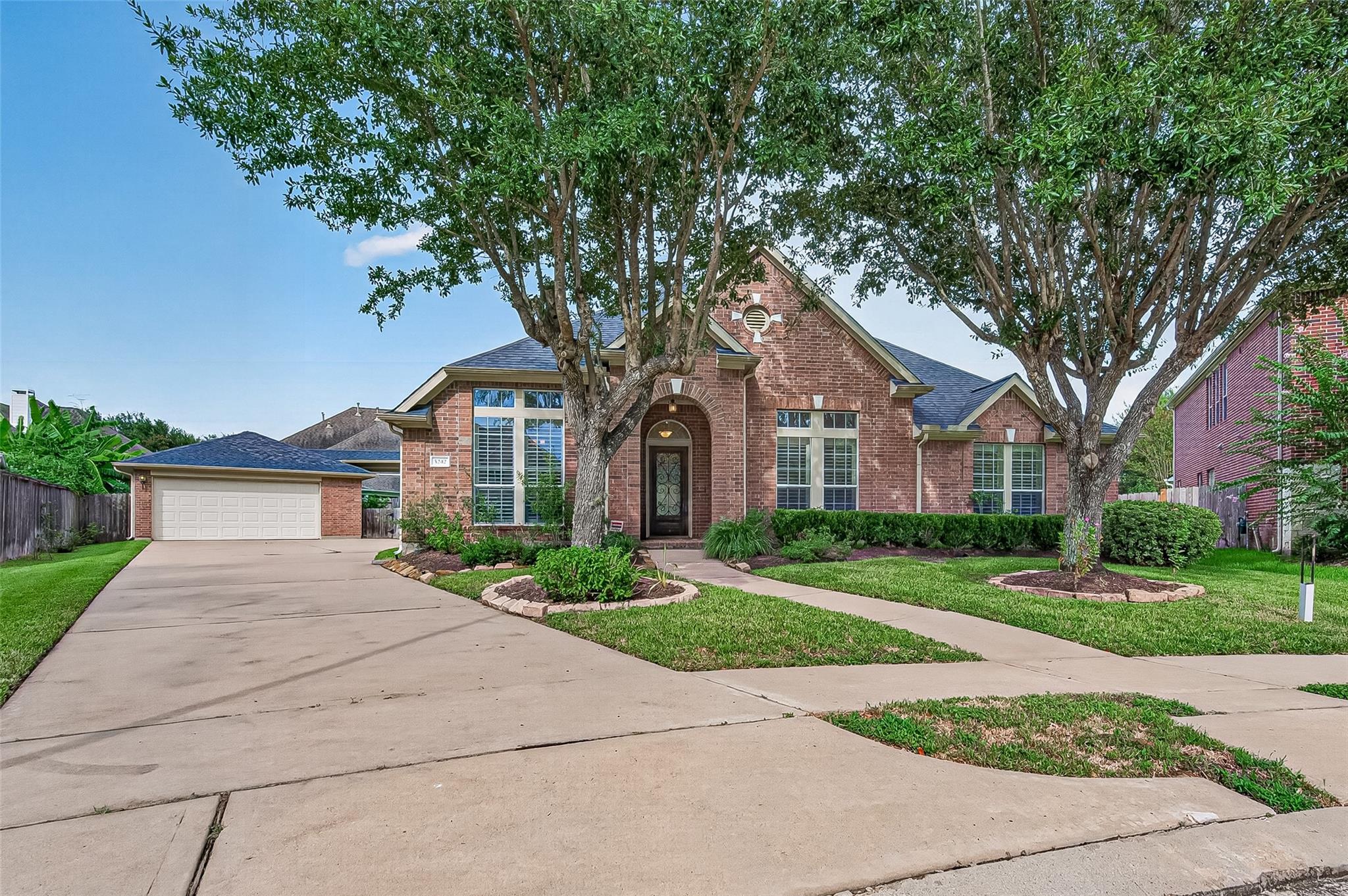 5242 Fountainbrook Lane