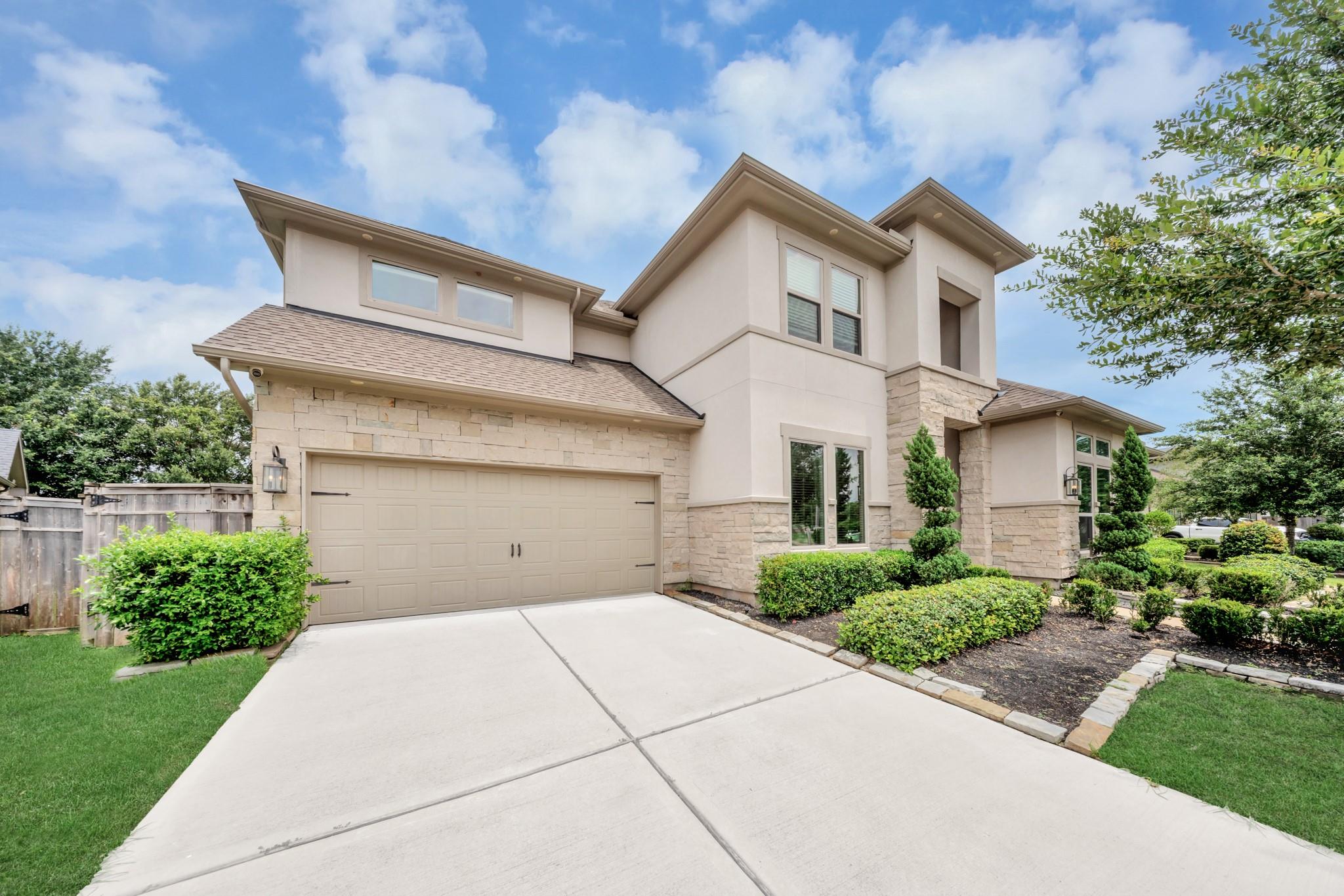 10611 Sawmill Park Drive