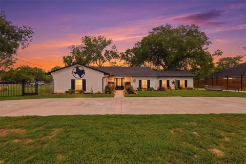 5111 Brookside Road Brookside TX 77581