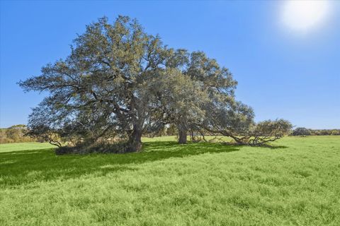 Vacant Land For Sale - 6230 Kovar Road<br/> Fayetteville, TX 78940