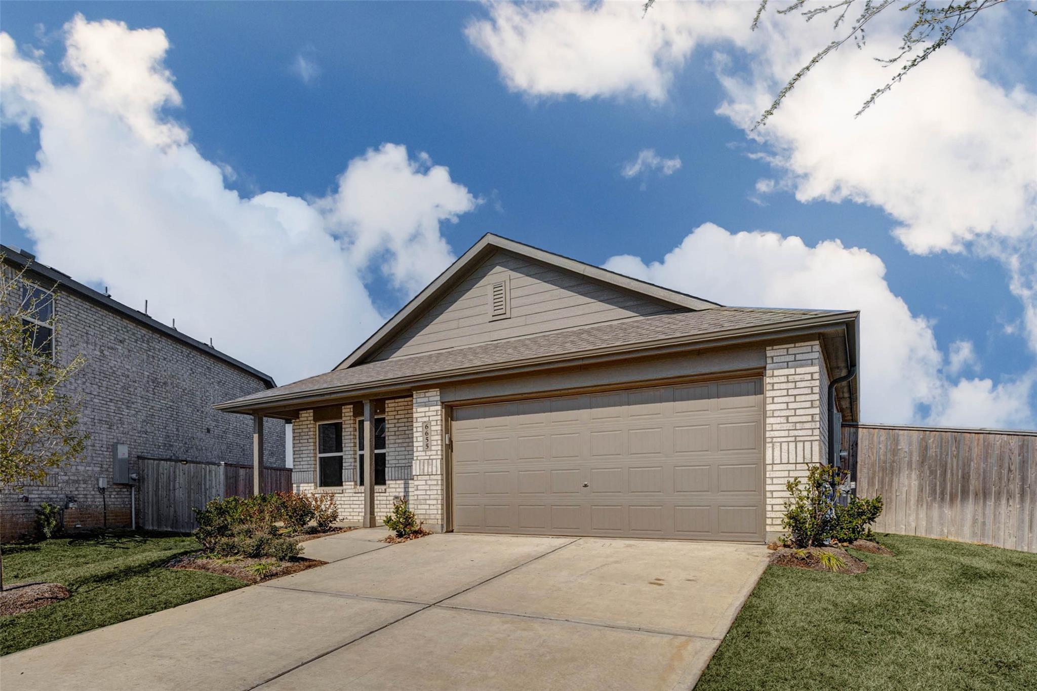 6655 Orange Daylily Lane