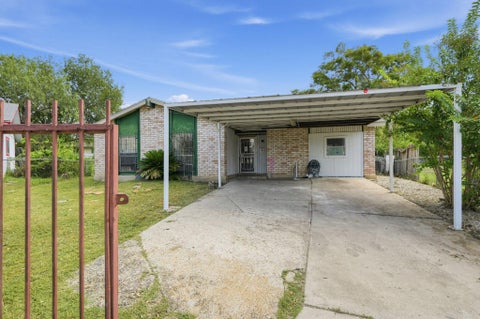 Photo of 5302 Pirate Cove, San Antonio, TX 78242 (MLS # 33898332)