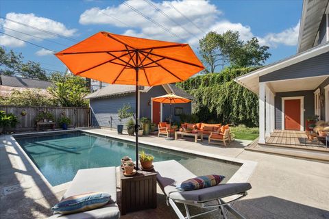 Photo of 805 Heights Boulevard, Houston, TX 77007 (MLS # 89138020)