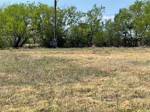 Vacant Land For Sale - 69 Horseshoe Drive<br/> Gonzales, TX 78629