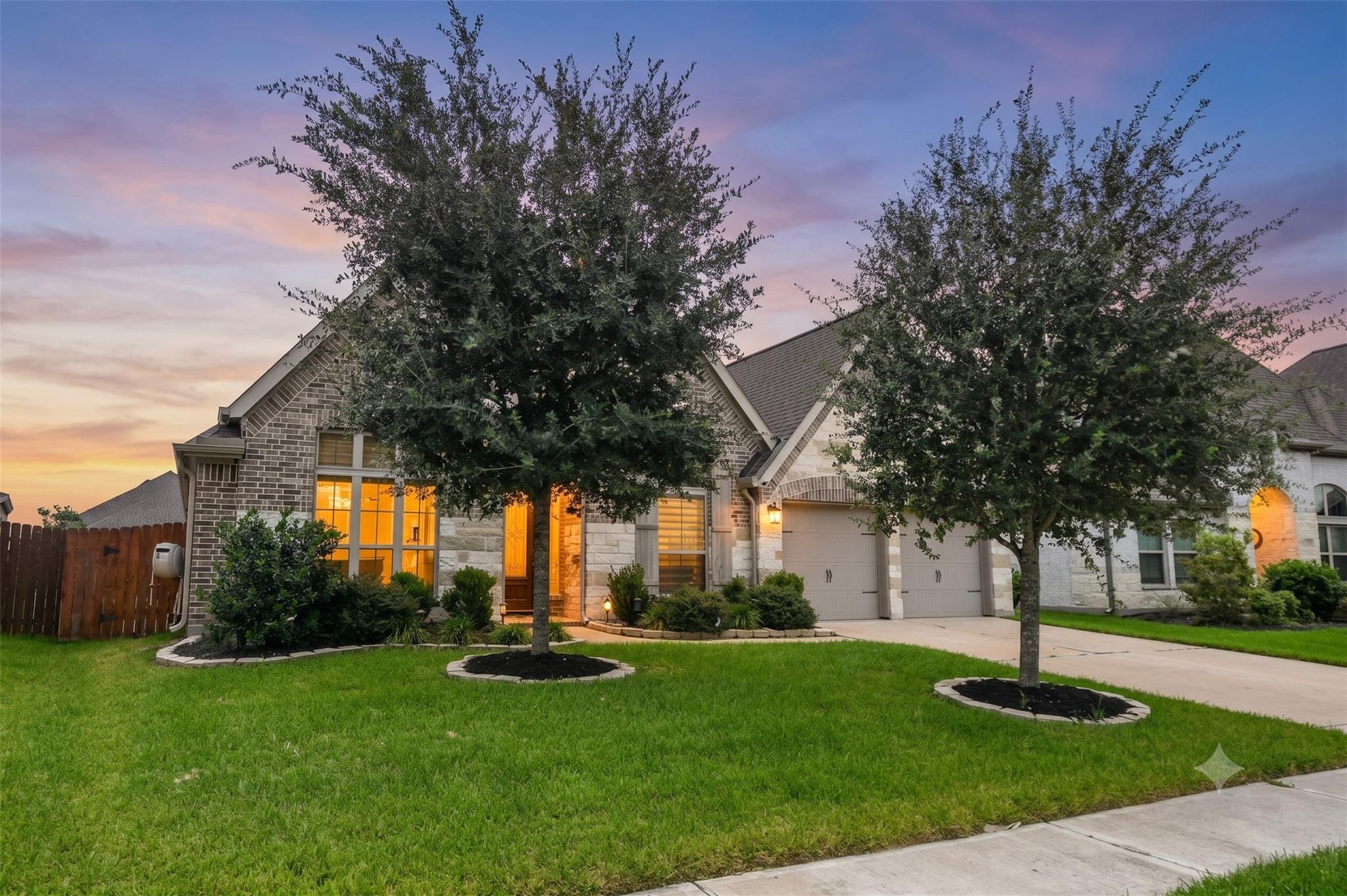 3209 Iris Trail Lane