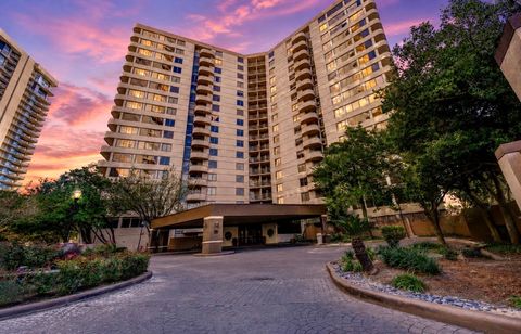 Photo of 3525 Sage Road #703, Houston, TX 77056 (MLS # 68805273)