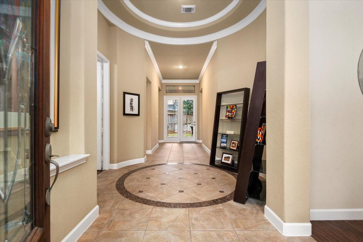 6119 Peachtree Hill Court