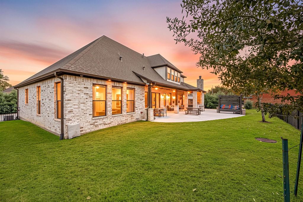 Photo of 86 Dawns Edge Drive, Conroe, TX 77356 (MLS # 42150672)