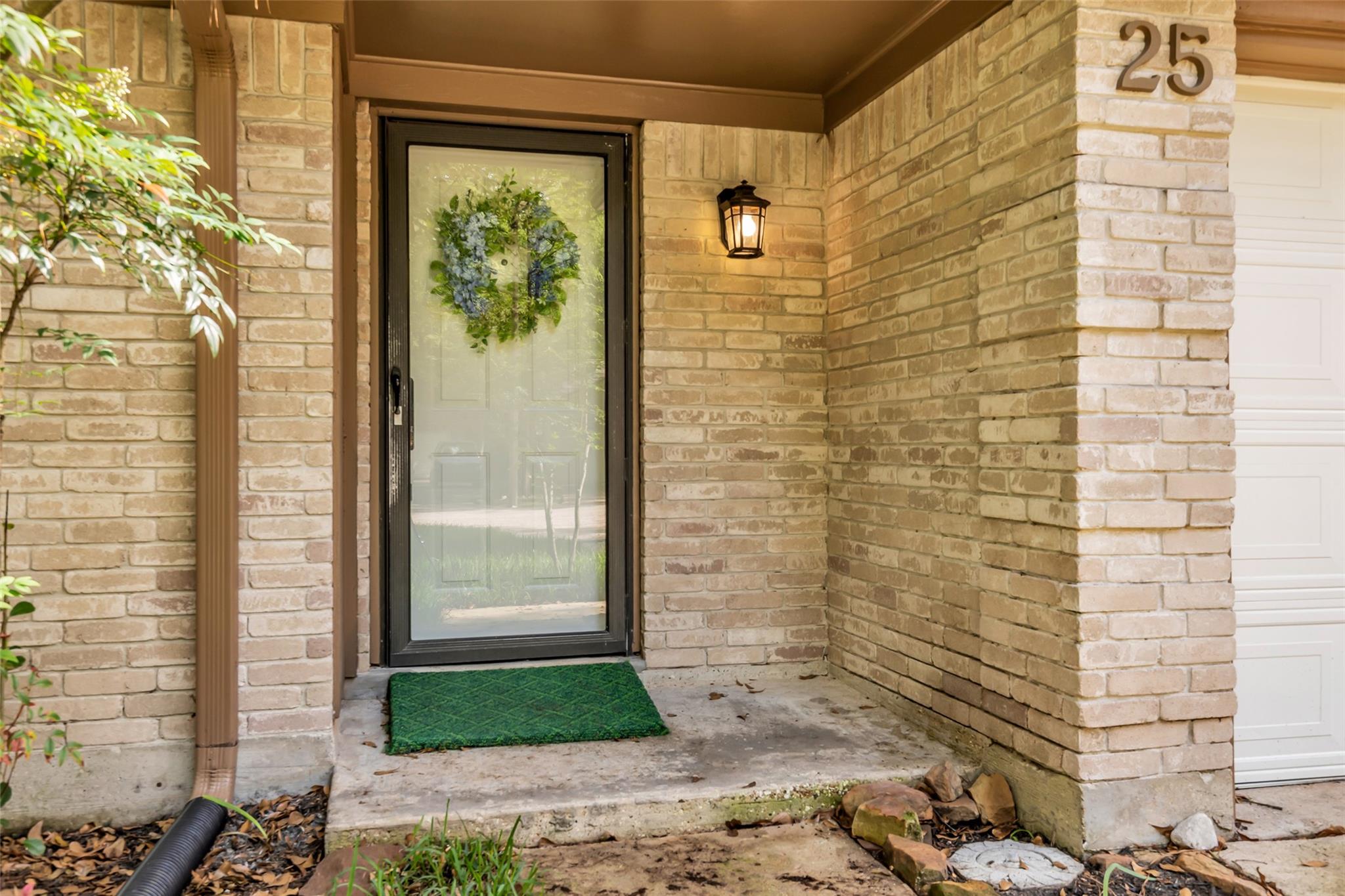 25 N Deerfoot Circle