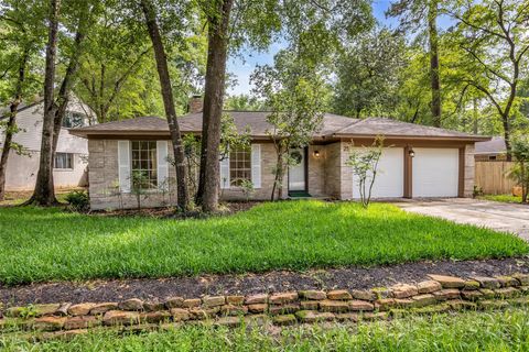 Photo of 25 N Deerfoot Circle, Spring, TX 77380 (MLS # 14208989)