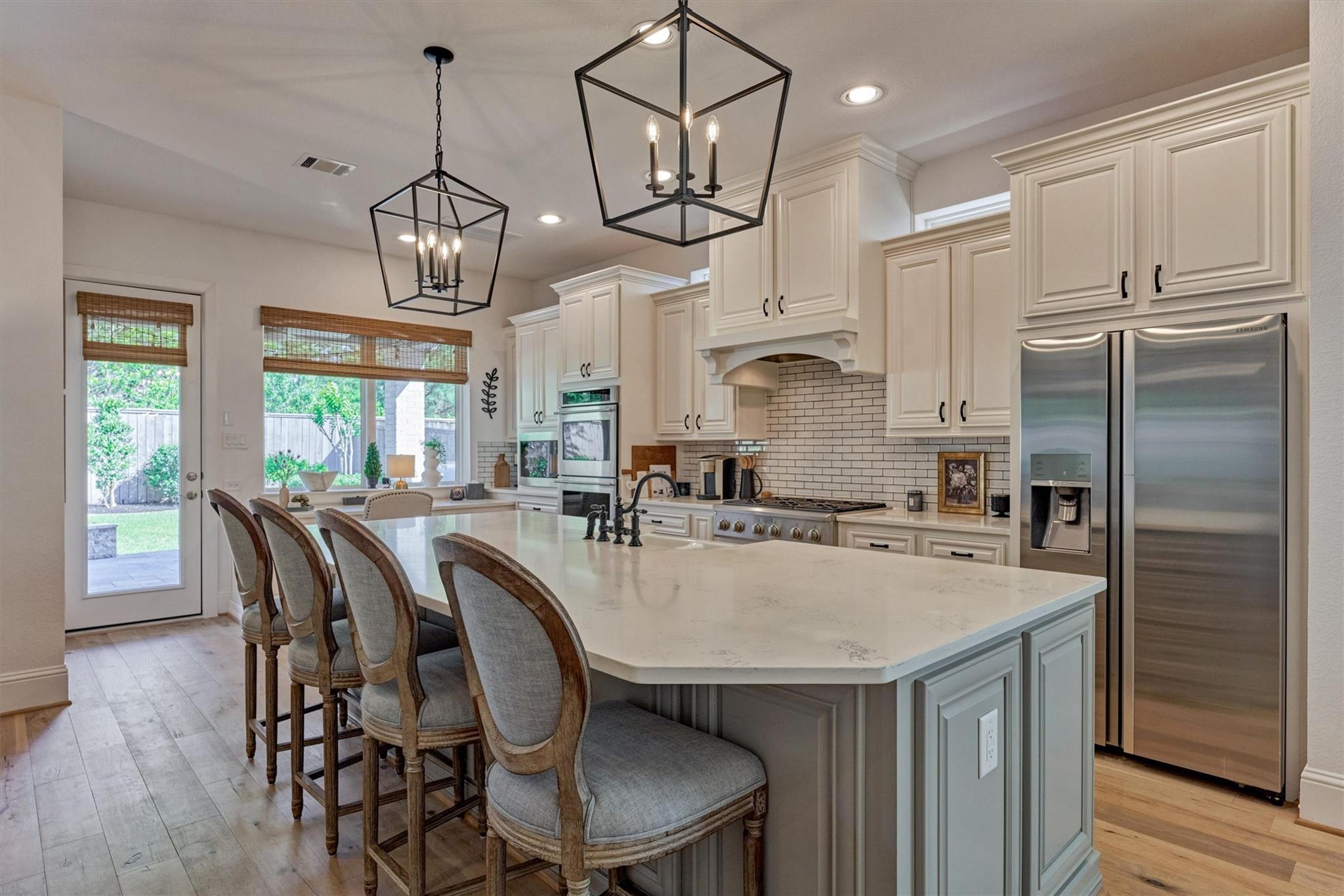 The Woodlands, Texas, 77389, United States, 5 Bedrooms Bedrooms, ,5 BathroomsBathrooms,Residential,Pending,2041474