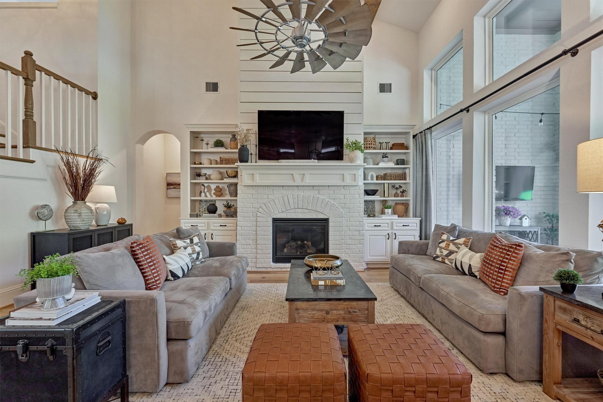 The Woodlands, Texas, 77389, United States, 5 Bedrooms Bedrooms, ,5 BathroomsBathrooms,Residential,Pending,2041474