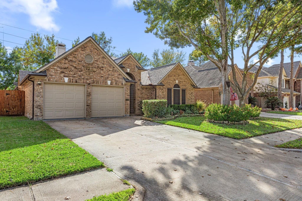 Photo of 17219 Crown Meadow Court, Houston, TX 77095 (MLS # 94076635)