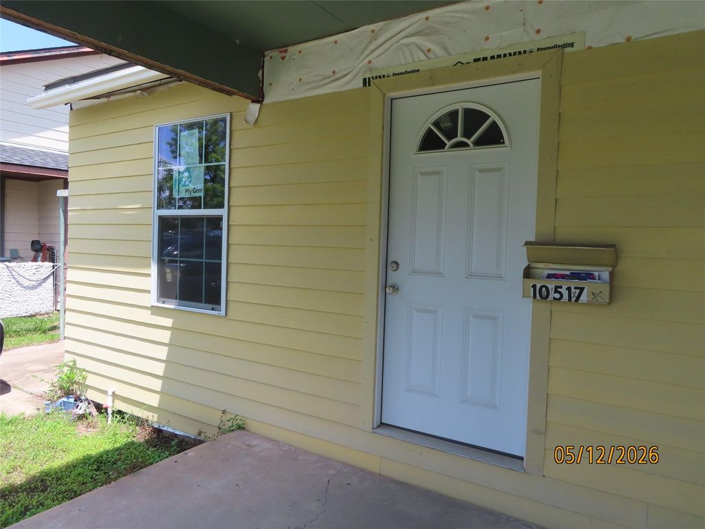 Photo of 10517 Palestine Street, Houston, TX 77029 (MLS # 12003153)