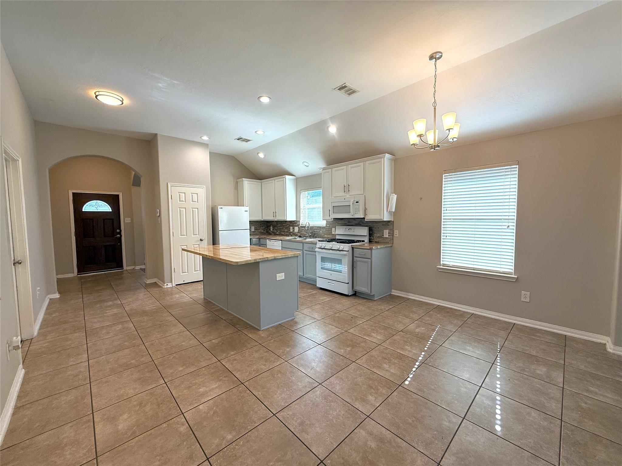 11203 Overland Trail Drive