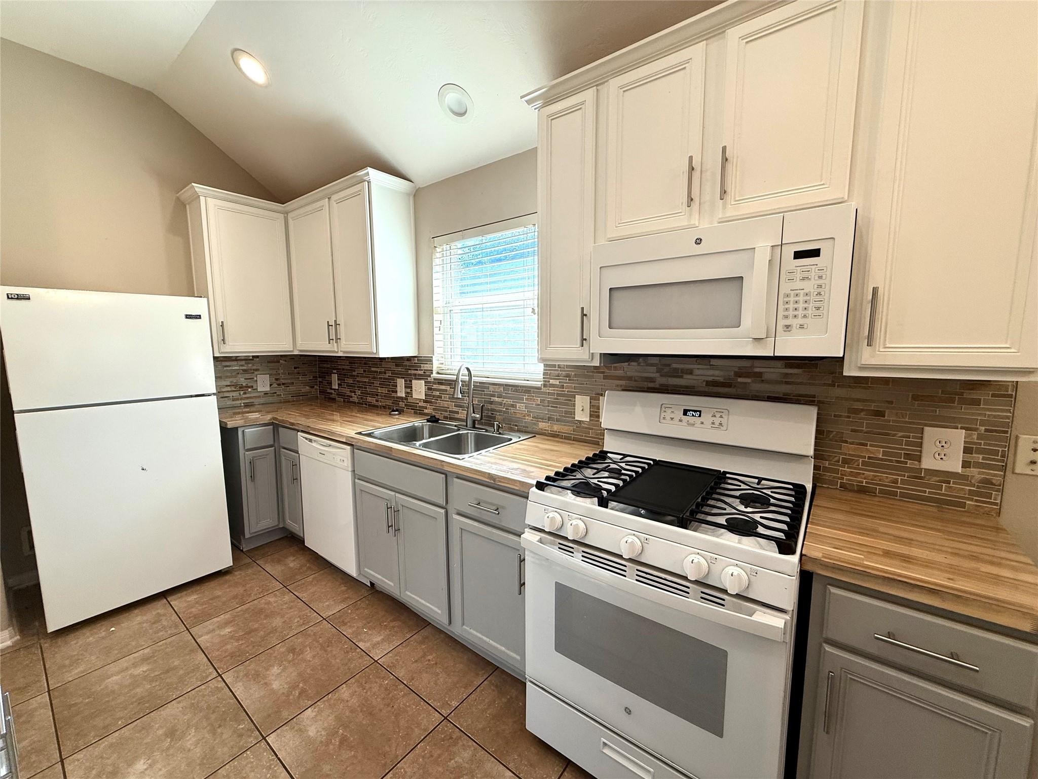 11203 Overland Trail Drive