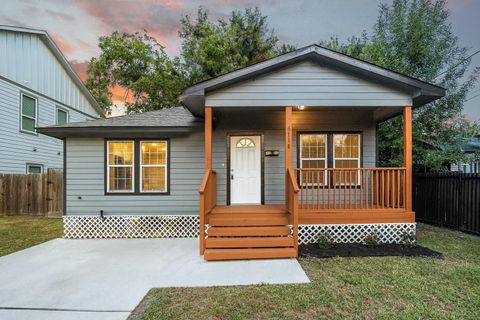 Photo of 6710 Mcwilliams Drive, Houston, TX 77091 (MLS # 54451009)