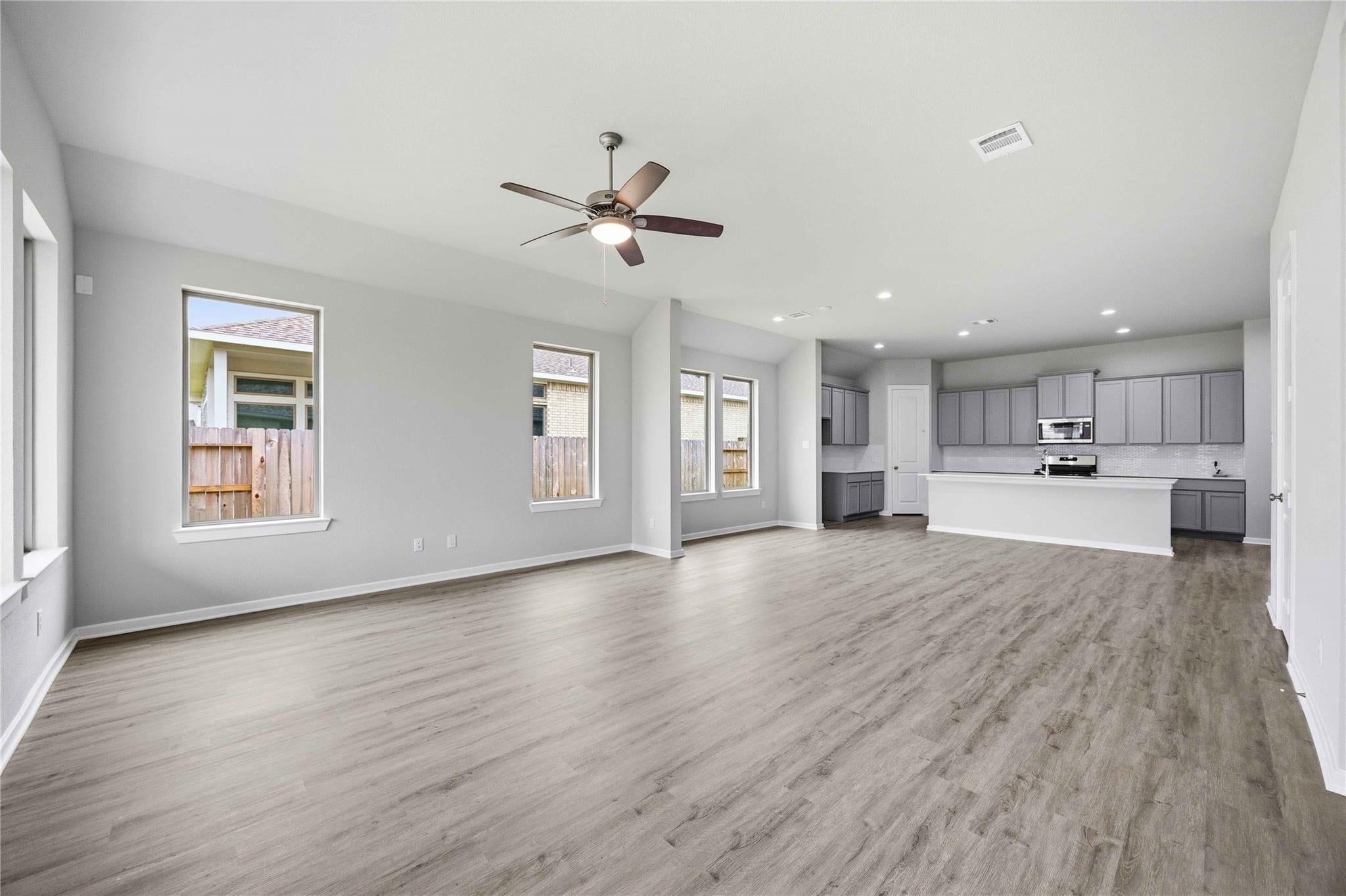 2713 Mackinac Bay Drive