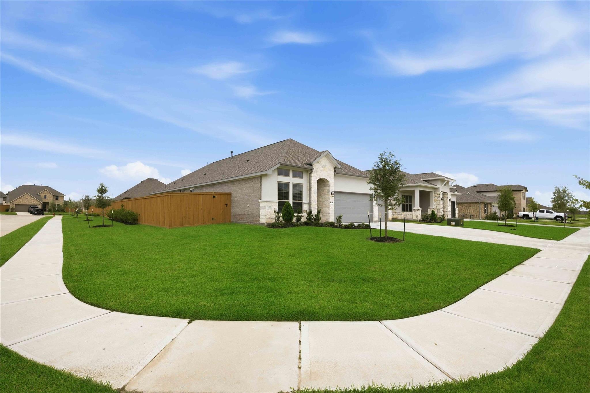 2713 Mackinac Bay Drive