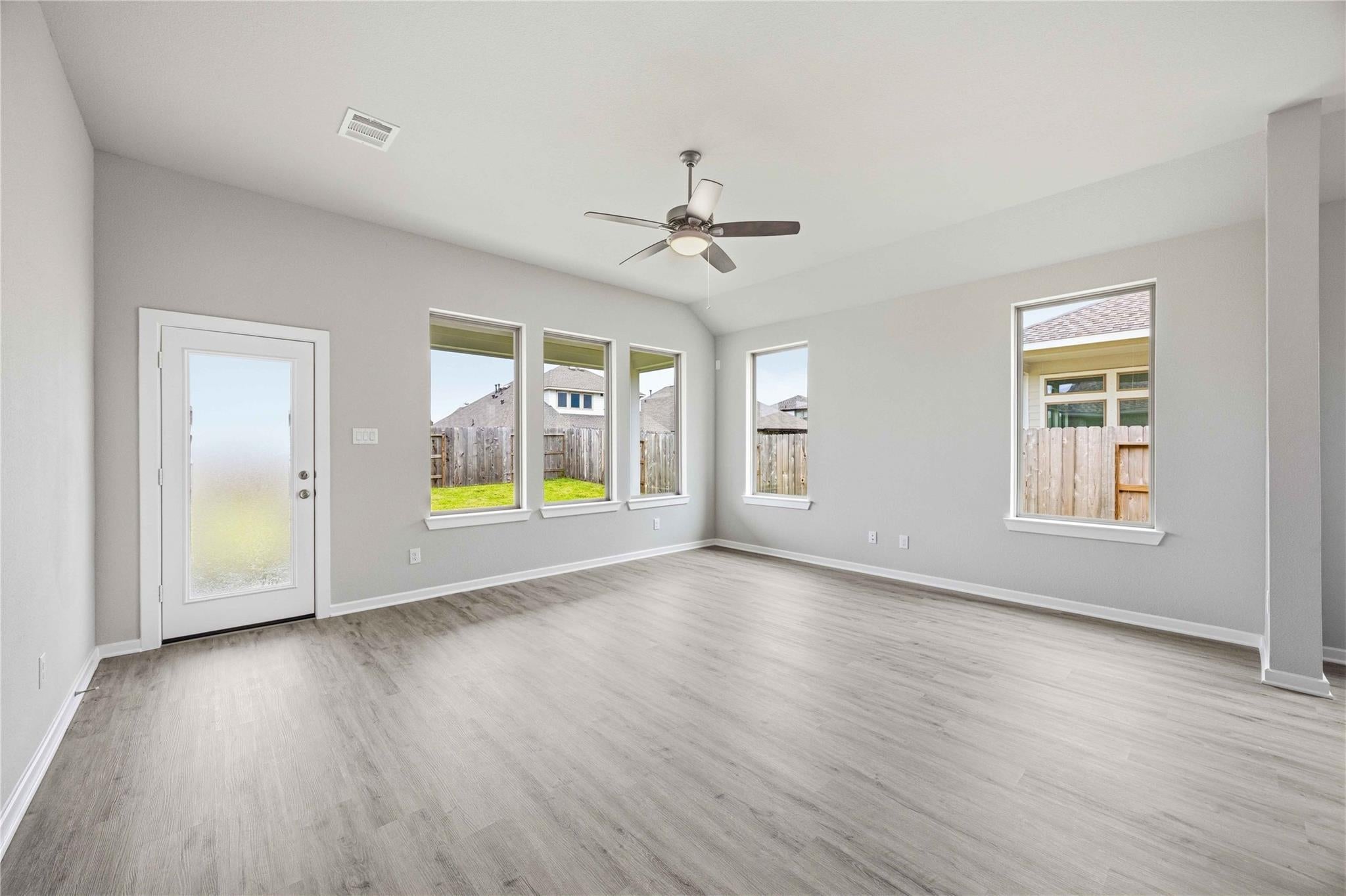 2713 Mackinac Bay Drive