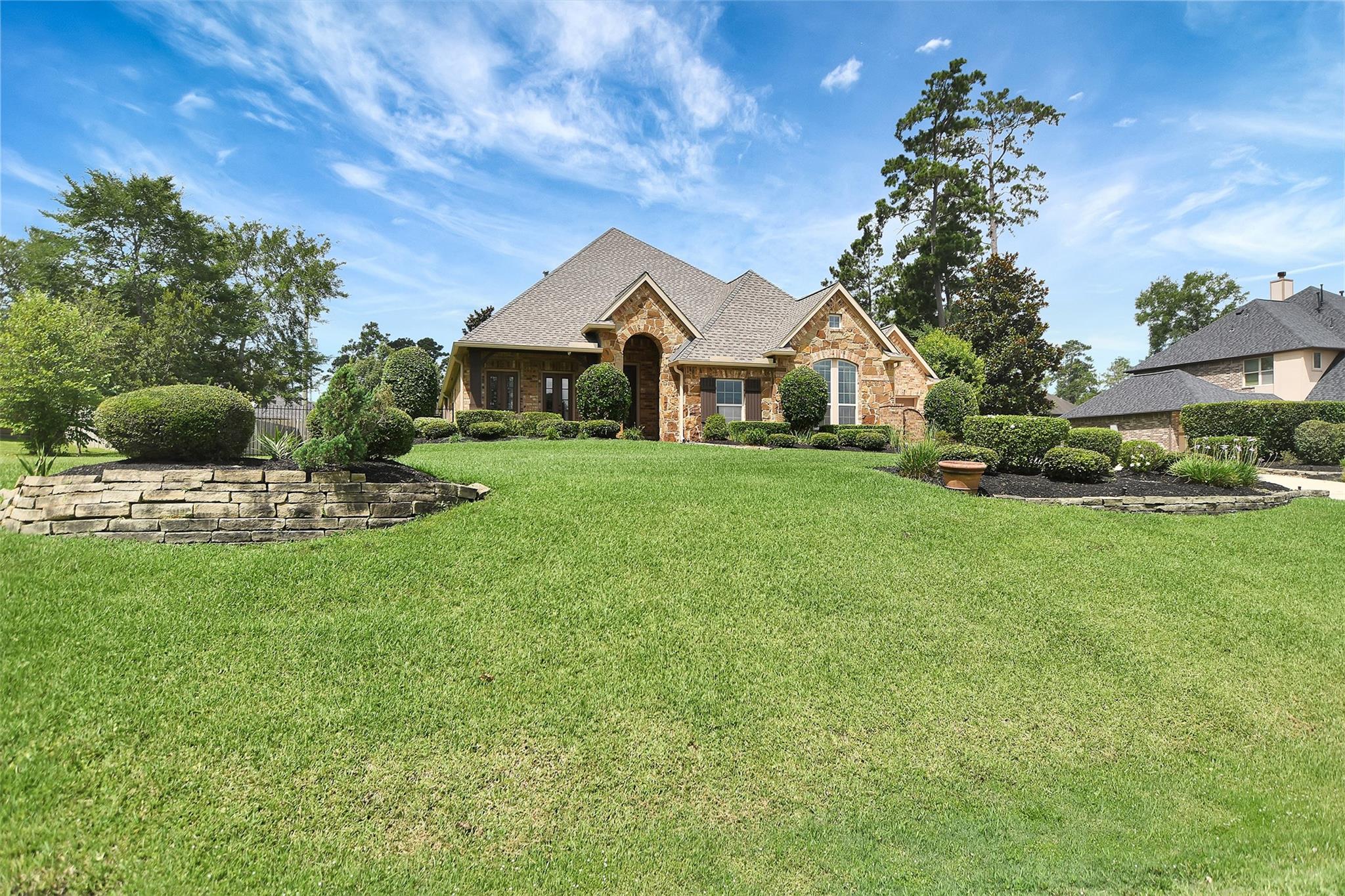40603 Manor Drive