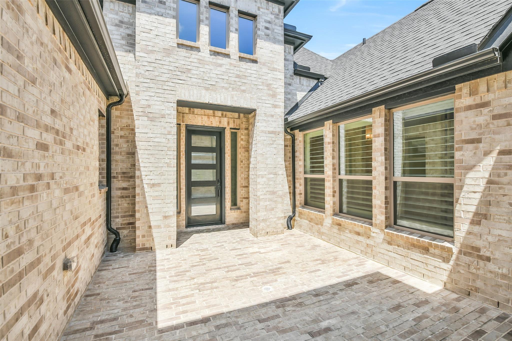 10106 Lehman Drive