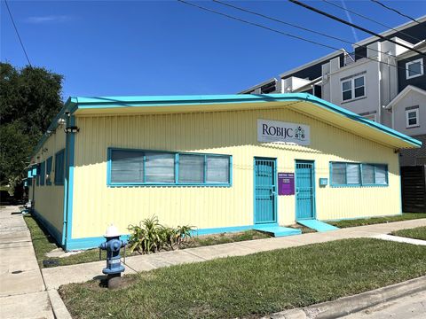 Photo of 2501 Mcgowen Street, Houston, TX 77004 (MLS # 80837825) Photo of 2501 Mcgowen Street, Houston, TX 77004 (MLS # 80837825)